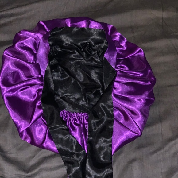 Bonnets - Picture 5 of 7